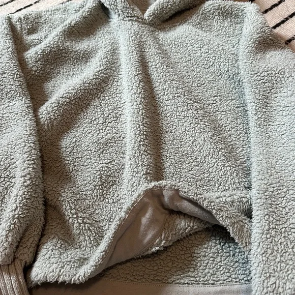 Abercrombie & Fitch Sherpa Fleece Hoodie - Picture 2 of 3